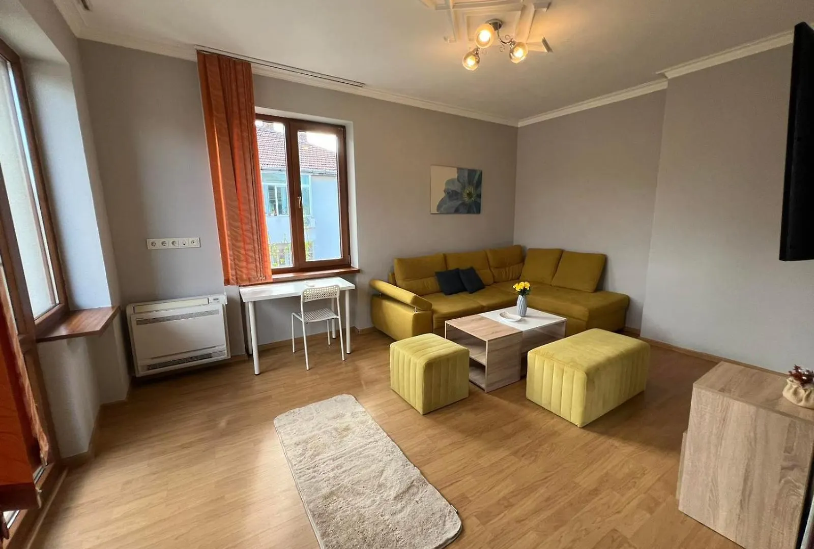 Rio Sunny 2Bdr Apt Near Ndk - Metro - Non-Stop Paid Public Parking Sofia 0*,
