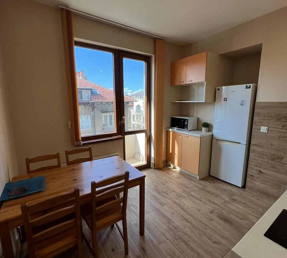 Appartement Rio Sunny 2Bdr Apt Near Ndk - Metro - Non-Stop Paid Public Parking Sofia Bulgarije